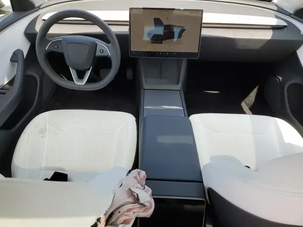 5YJ3E1EA8SF918928 2025 TESLA MODEL 3 - Image 8