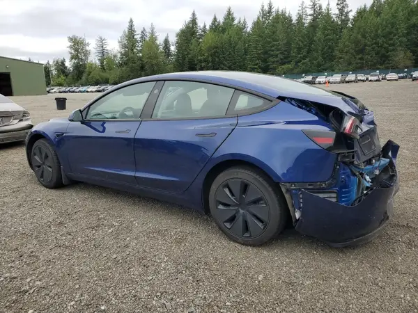 5YJ3E1EA8SF931209 2025 TESLA MODEL 3 - Image 2