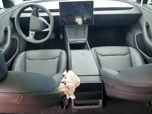 5YJ3E1EA8SF951735 2025 TESLA MODEL 3 - Image 8