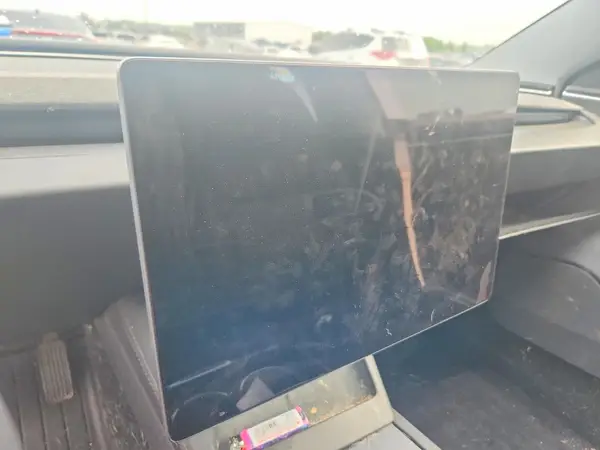 5YJ3E1EA8SF953646 2025 TESLA MODEL 3 - Image 8