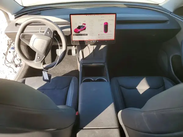 5YJ3E1EA8SF967241 2025 TESLA MODEL 3 - Image 8