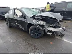 5YJ3E1EA8SF969958 2025 TESLA MODEL 3