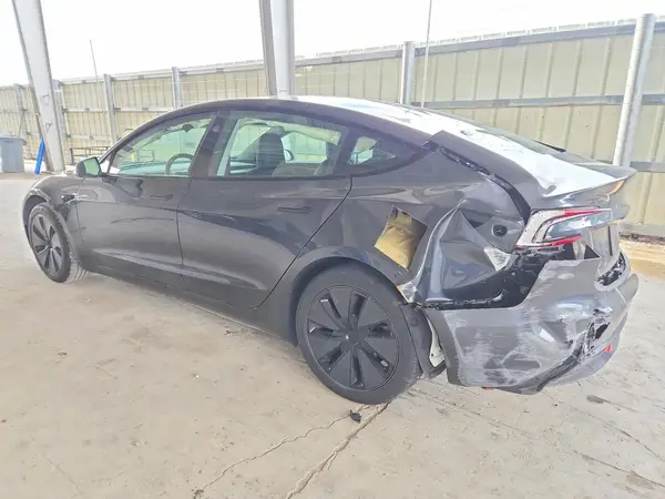 5YJ3E1EA8SF970236 2025 TESLA MODEL 3 - Image 2
