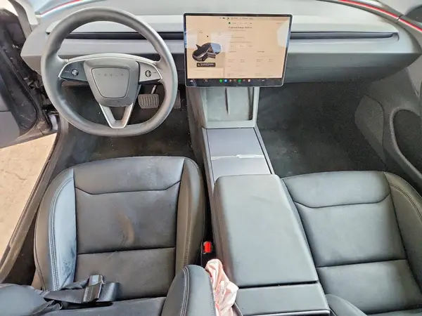 5YJ3E1EA8SF970236 2025 TESLA MODEL 3 - Image 8