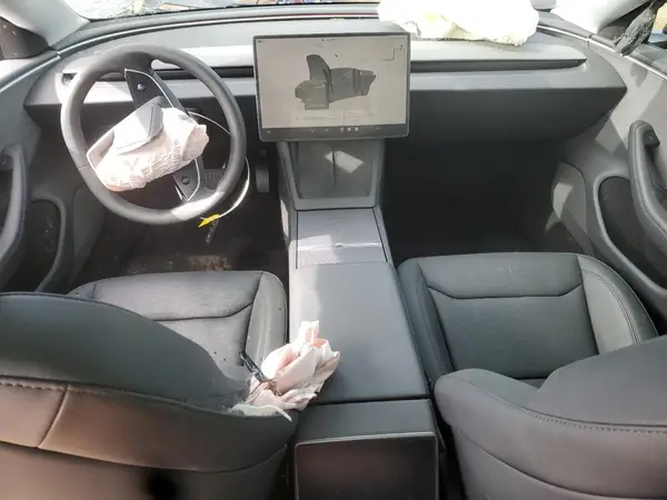 5YJ3E1EA8SF973430 2025 TESLA MODEL 3 - Image 8