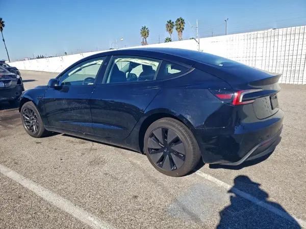 5YJ3E1EA8SF976893 2025 TESLA MODEL 3 - Image 2