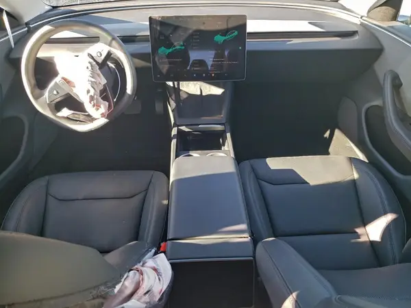 5YJ3E1EA8SF976893 2025 TESLA MODEL 3 - Image 8