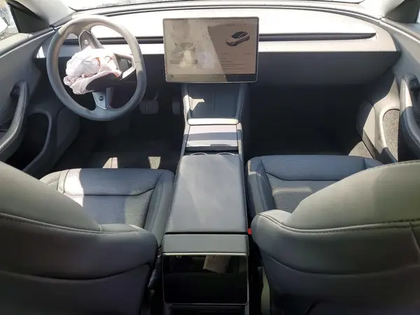 5YJ3E1EA8SF981558 2025 TESLA MODEL 3 - Image 8