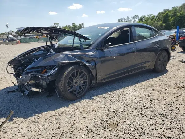 5YJ3E1EA8SF985948 2025 TESLA MODEL 3 - Image 1