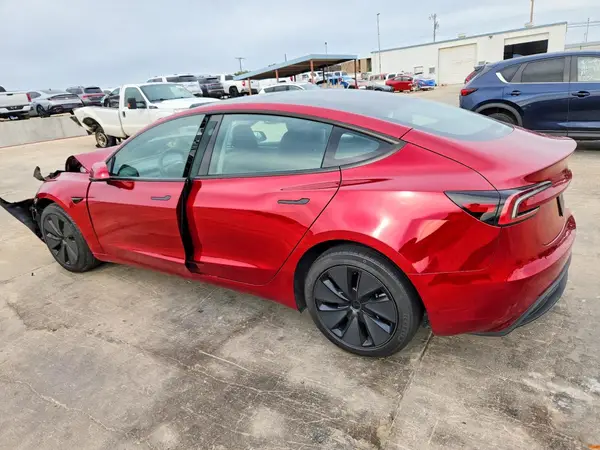 5YJ3E1EA8SF991328 2025 TESLA MODEL 3 - Image 2