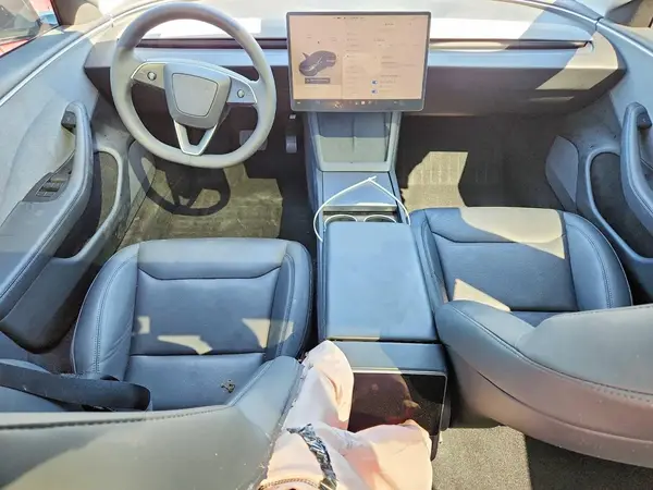 5YJ3E1EA8SF991619 2025 TESLA MODEL 3 - Image 8