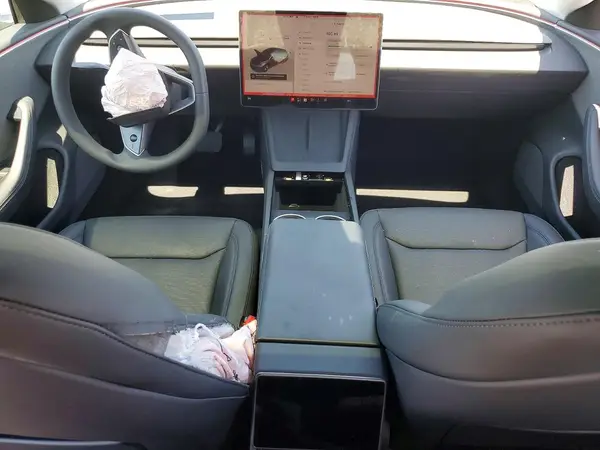 5YJ3E1EA8TF122827 2026 TESLA MODEL 3 - Image 8