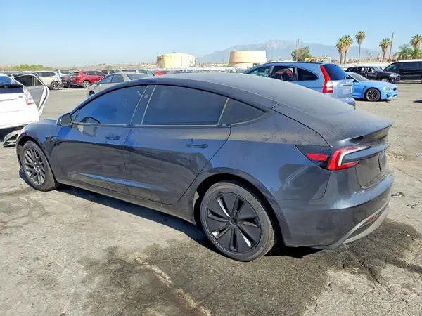 5YJ3E1EA8TF167265 2026 TESLA MODEL 3 - Image 2