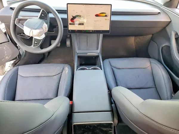 5YJ3E1EA8TF185653 2026 TESLA MODEL 3 - Image 8