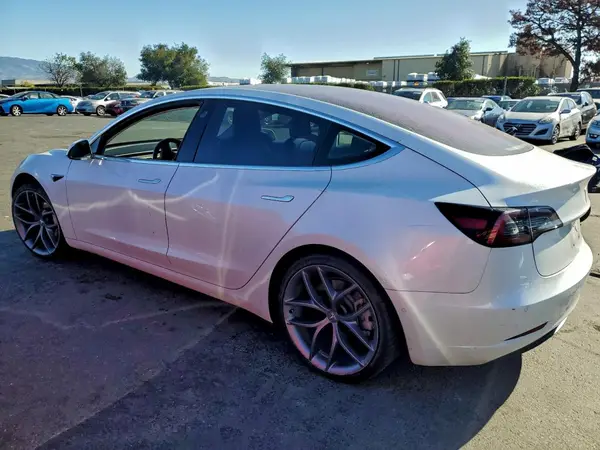 5YJ3E1EA9HF001537 2017 TESLA MODEL 3 - Image 2
