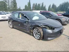 5YJ3E1EA9JF003309 2018 TESLA MODEL 3