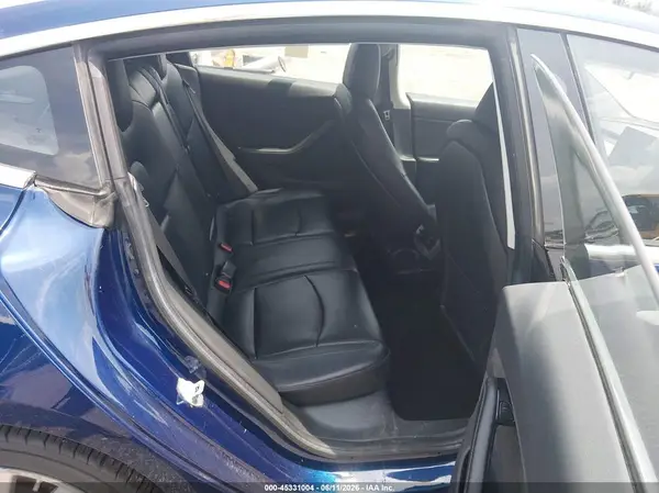 5YJ3E1EA9JF003729 2018 TESLA MODEL 3 - Image 8