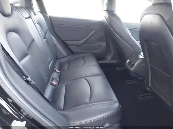 5YJ3E1EA9JF003908 2018 TESLA MODEL 3 - Image 8
