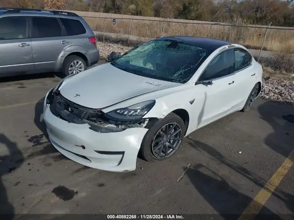 5YJ3E1EA9JF005738 2018 TESLA MODEL 3 - Image 2