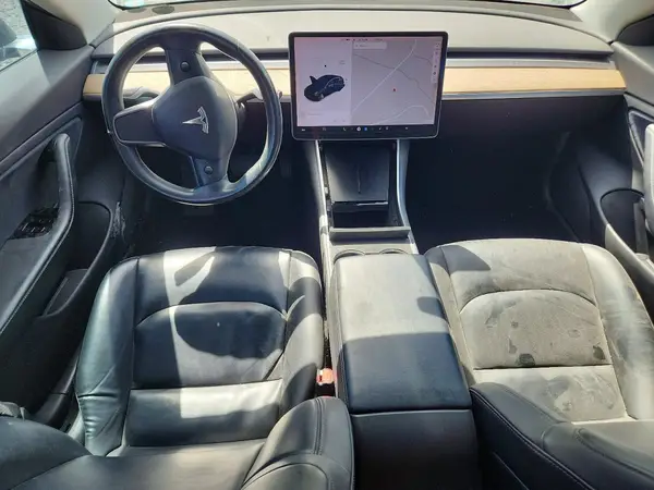 5YJ3E1EA9JF005867 2018 TESLA MODEL 3 - Image 8