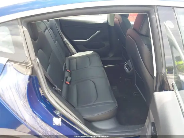 5YJ3E1EA9JF007375 2018 TESLA MODEL 3 - Image 8