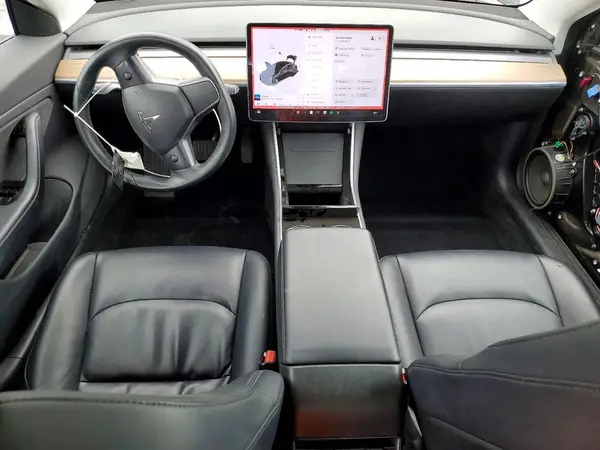 5YJ3E1EA9JF007702 2018 TESLA MODEL 3 - Image 8