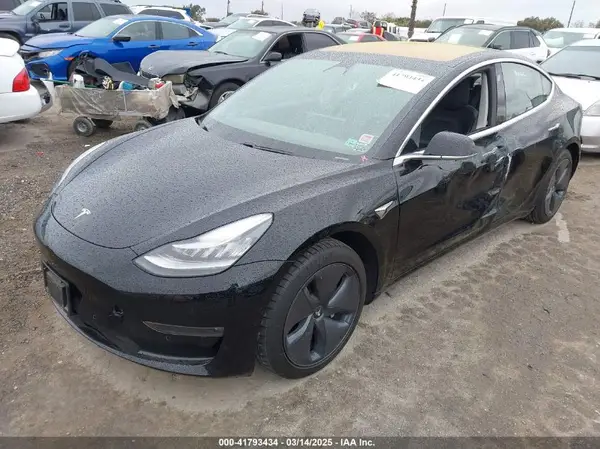 5YJ3E1EA9JF008431 2018 TESLA MODEL 3 - Image 2