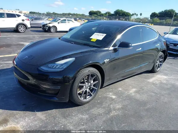 5YJ3E1EA9JF010079 2018 TESLA MODEL 3 - Image 2