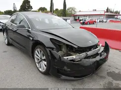 5YJ3E1EA9JF010728 2018 TESLA MODEL 3