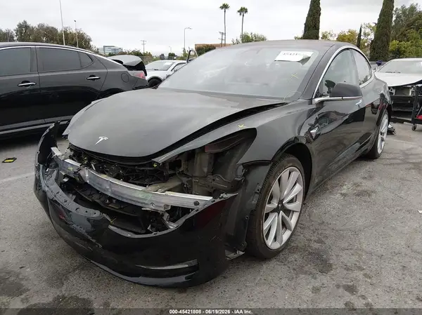 5YJ3E1EA9JF010728 2018 TESLA MODEL 3 - Image 2