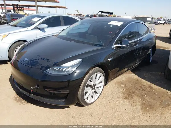 5YJ3E1EA9JF013306 2018 TESLA MODEL 3 - Image 2