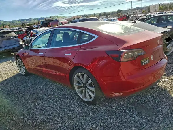 5YJ3E1EA9JF015413 2018 TESLA MODEL 3 - Image 2