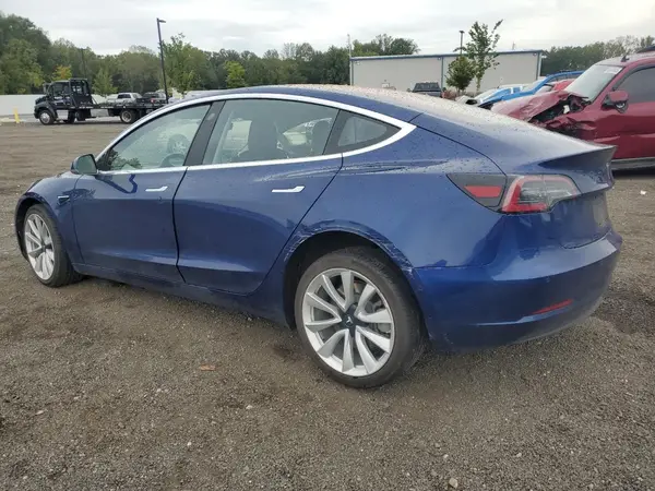 5YJ3E1EA9JF015587 2018 TESLA MODEL 3 - Image 2