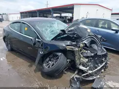 5YJ3E1EA9JF016190 2018 TESLA MODEL 3