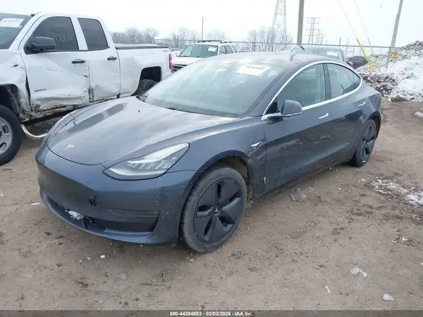 5YJ3E1EA9JF016531 2018 TESLA MODEL 3 - Image 2