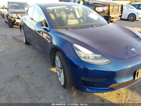 5YJ3E1EA9JF018179 2018 TESLA MODEL 3 - Image 1