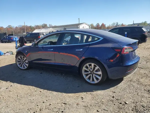 5YJ3E1EA9JF018201 2018 TESLA MODEL 3 - Image 2