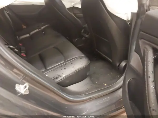 5YJ3E1EA9JF019087 2018 TESLA MODEL 3 - Image 8