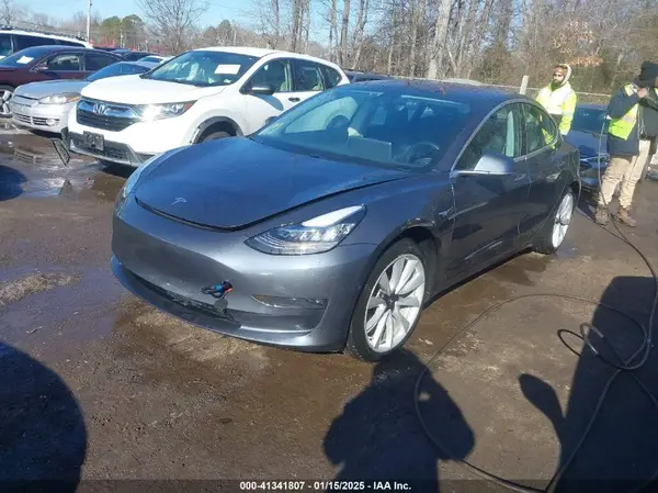 5YJ3E1EA9JF020031 2018 TESLA MODEL 3 - Image 2