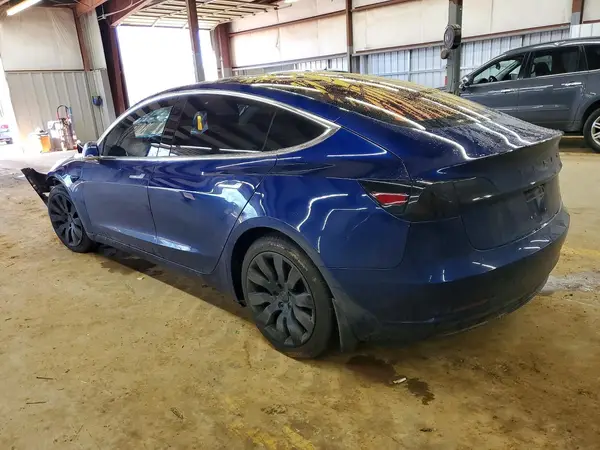 5YJ3E1EA9JF022880 2018 TESLA MODEL 3 - Image 2