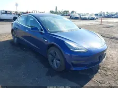 5YJ3E1EA9JF022894 2018 TESLA MODEL 3