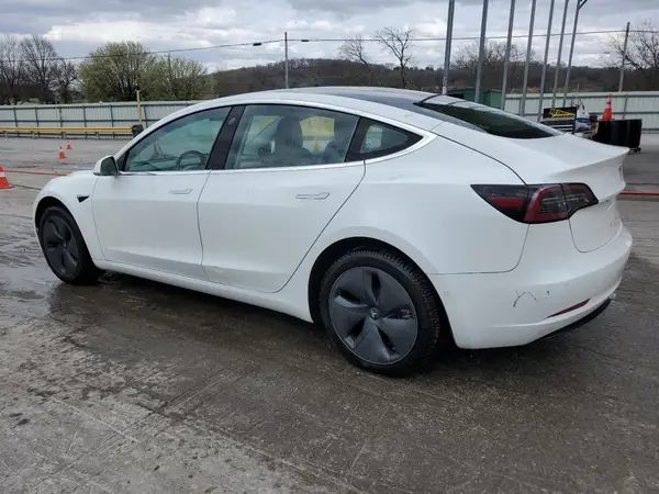 5YJ3E1EA9JF023379 2018 TESLA MODEL 3 - Image 2