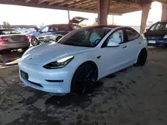 5YJ3E1EA9JF023432 2018 TESLA MODEL 3