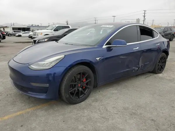 5YJ3E1EA9JF027111 2018 TESLA MODEL 3 - Image 1