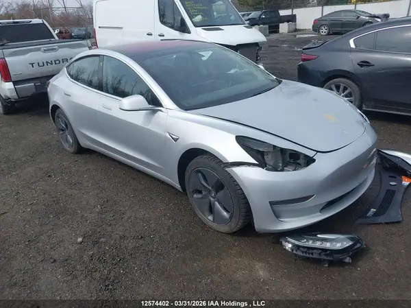 5YJ3E1EA9JF027531 2018 TESLA MODEL 3 - Image 1