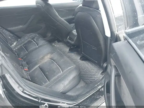 5YJ3E1EA9JF028050 2018 TESLA MODEL 3 - Image 8