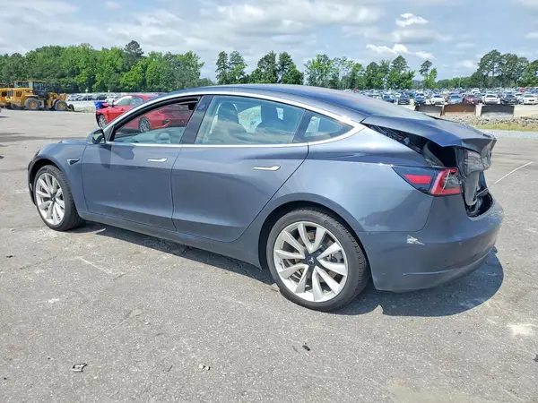 5YJ3E1EA9JF032051 2018 TESLA MODEL 3 - Image 2