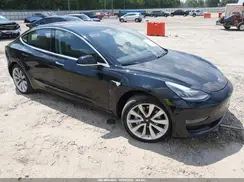 5YJ3E1EA9JF032289 2018 TESLA MODEL 3