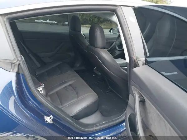 5YJ3E1EA9JF035015 2018 TESLA MODEL 3 - Image 8