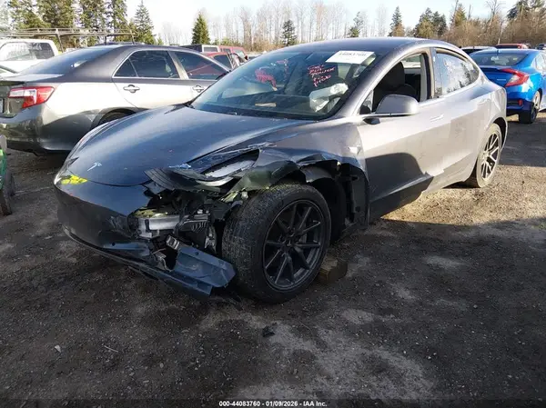 5YJ3E1EA9JF036682 2018 TESLA MODEL 3 - Image 2